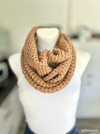 Écharpe Vintage En Laine 100% - Floral Bordeaux - 25x70 Cm - Très Bon état