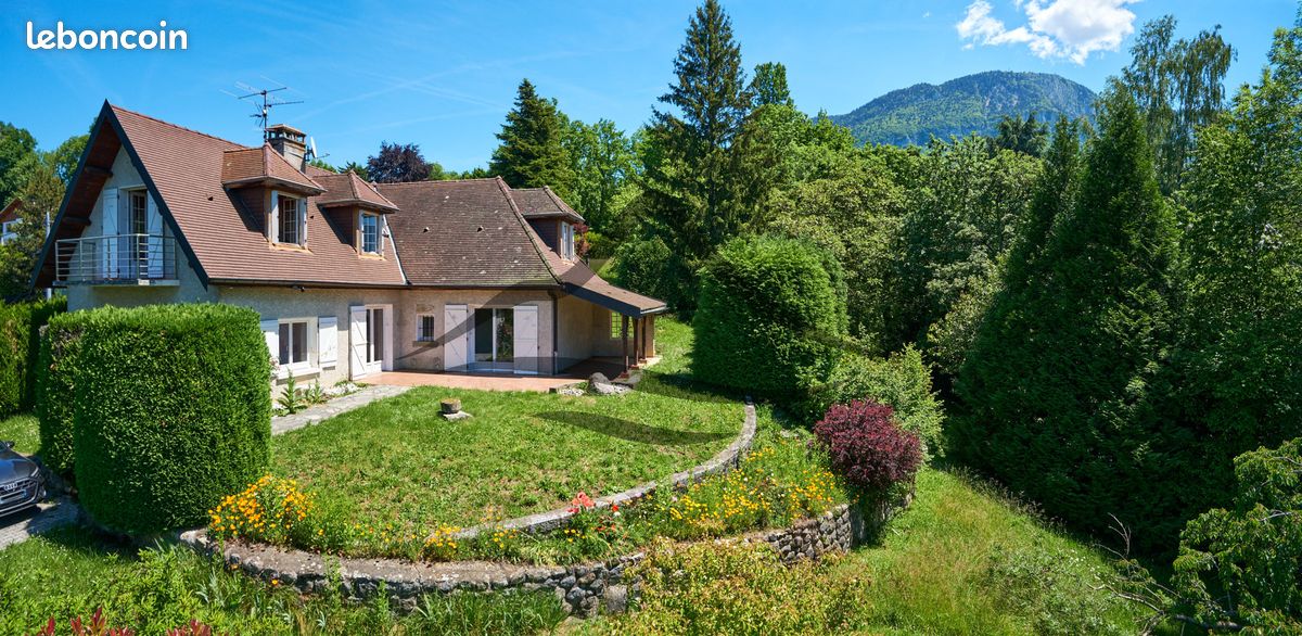 Maison 5 pièces 152 m² · à Pugny-Chatenod · 152 m² · 590 000 €