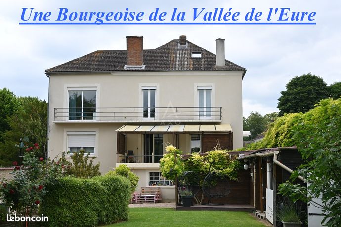 Maison 7 pièces 212 m²
