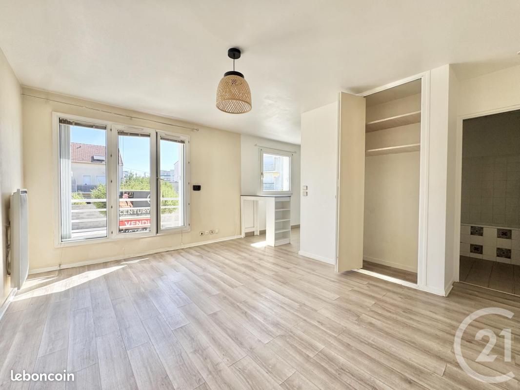 Appartement 1 pièce 30 m² · à Paray-Vieille-Poste · 30 m² · 110 000 €