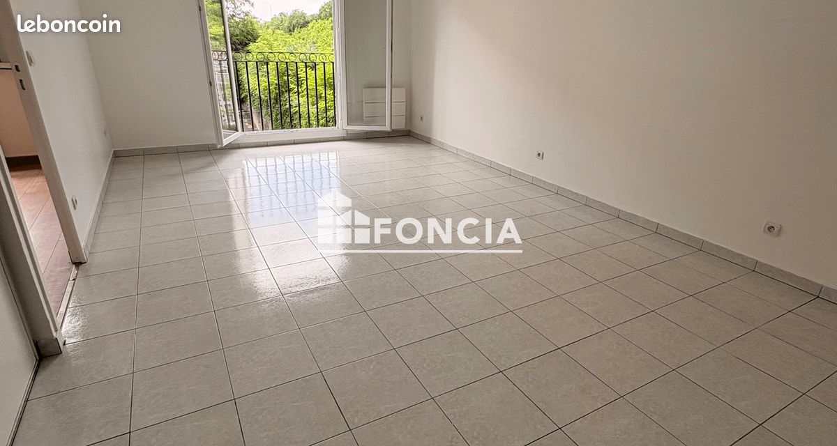 Appartement 2 pièces 45 m² · à Corbeil-Essonnes · 45 m² · 705 €