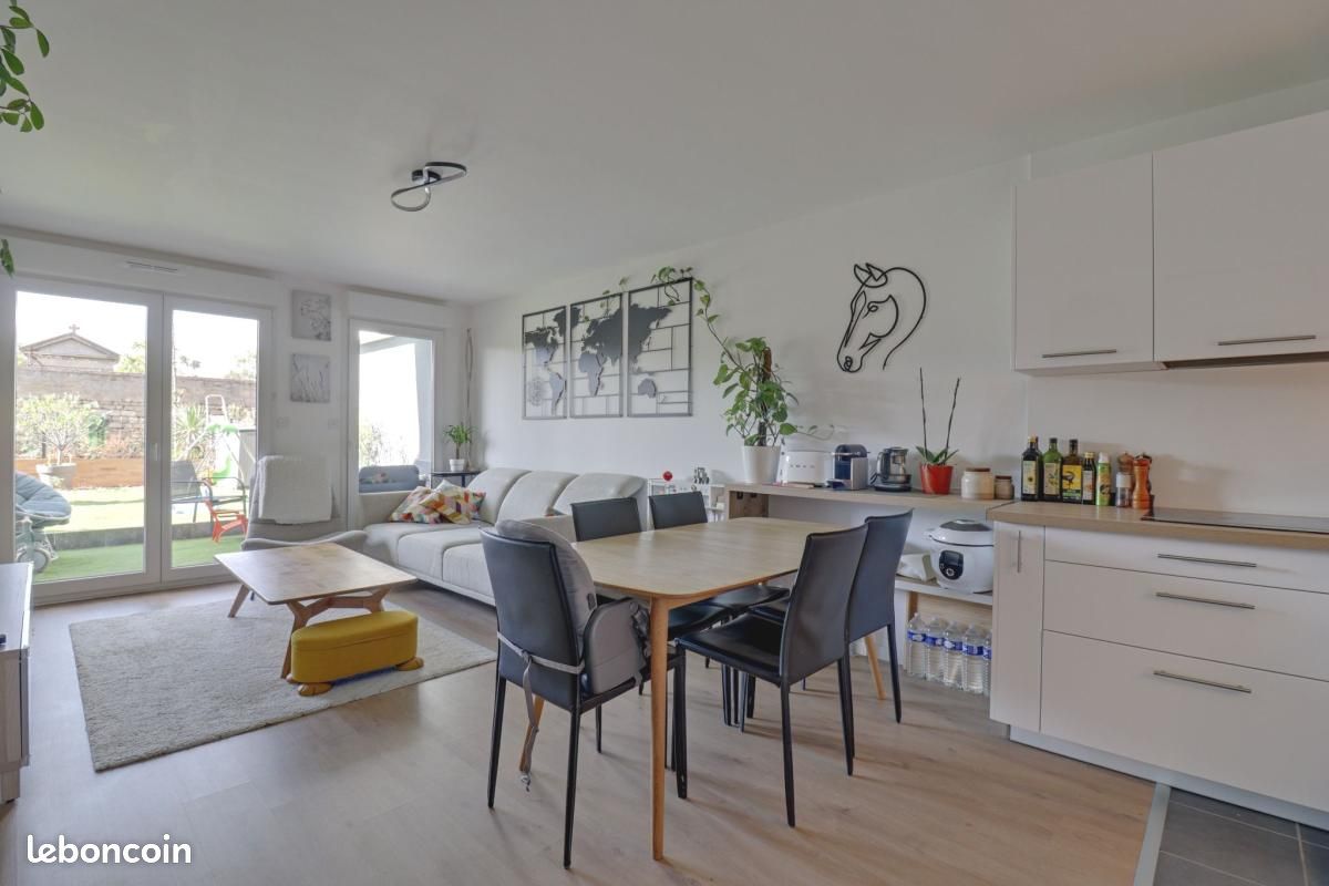 Appartement 4 pièces 82 m² · à Verneuil-sur-Seine · 82 m² · 390 000 €