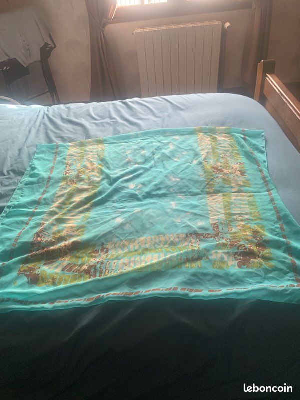 Vend paréo 1,80mx1,00m (image 2)