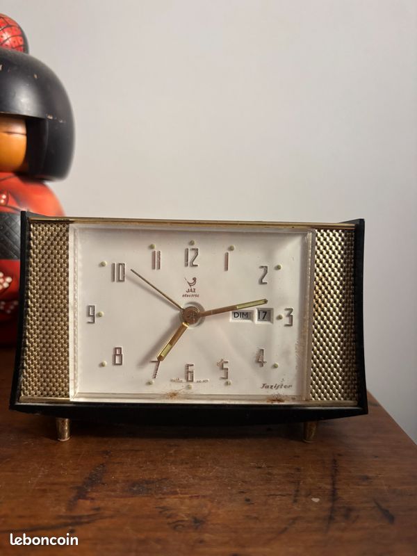 Réveil vintage Jaz (image 1)
