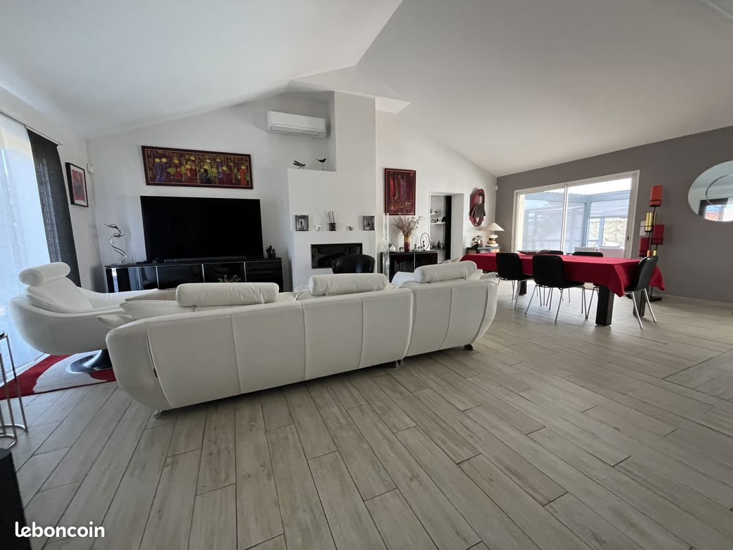 Maison 8 pièces 160 m² · à Le Cellier · 160 m² · 549 900 €