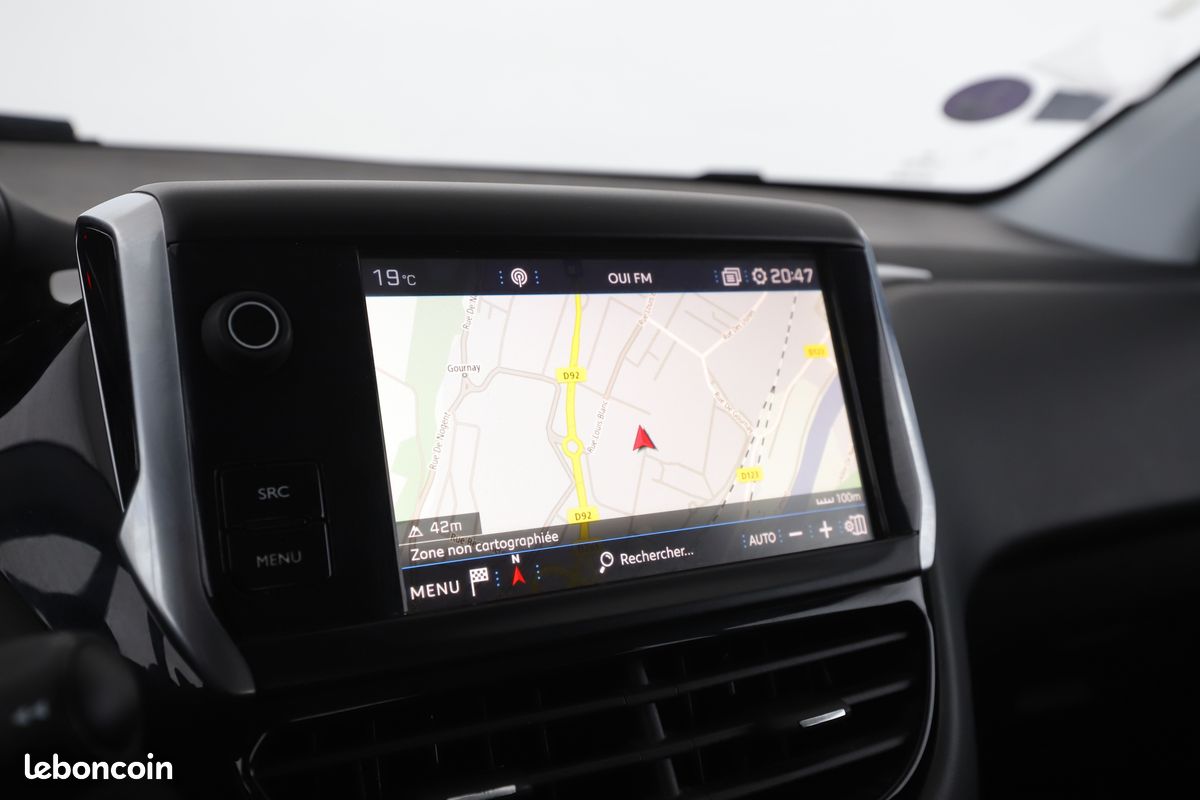 Peugeot 208 1.2 PureTech Active ETG5 5P 82 ch (image 21)
