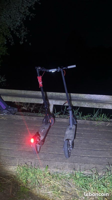 Trottinette électrique Iscooter i9 (image 3)