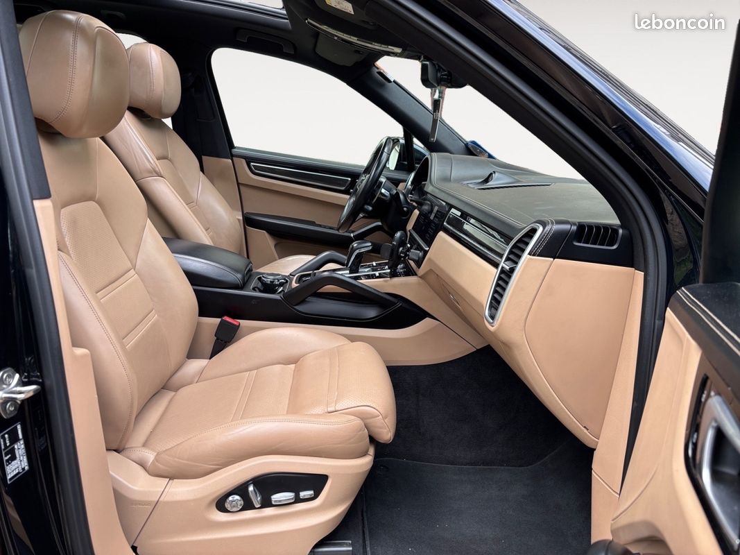 PORSCHE CAYENNE E-Hybrid 3.0 V6 462 ch Tiptronic BVA + Entretien PORSCHE Complet (image 7)