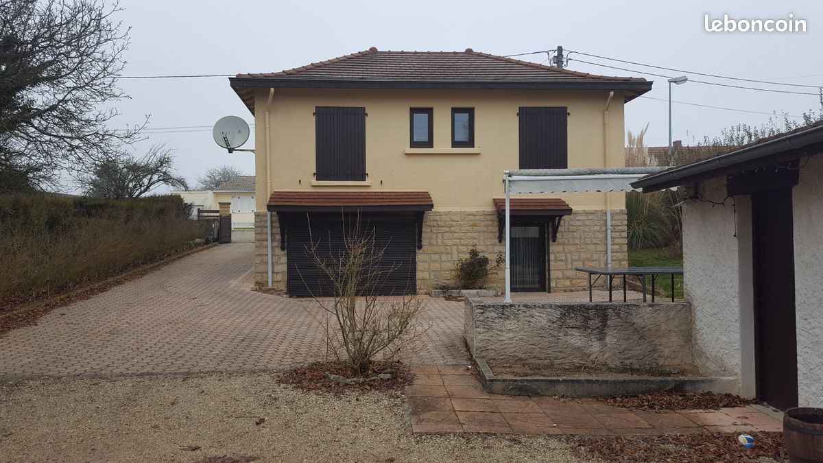 Maison 6 pièces 128 m² · à Saint-Vallier · 128 m² · 890 €/mois