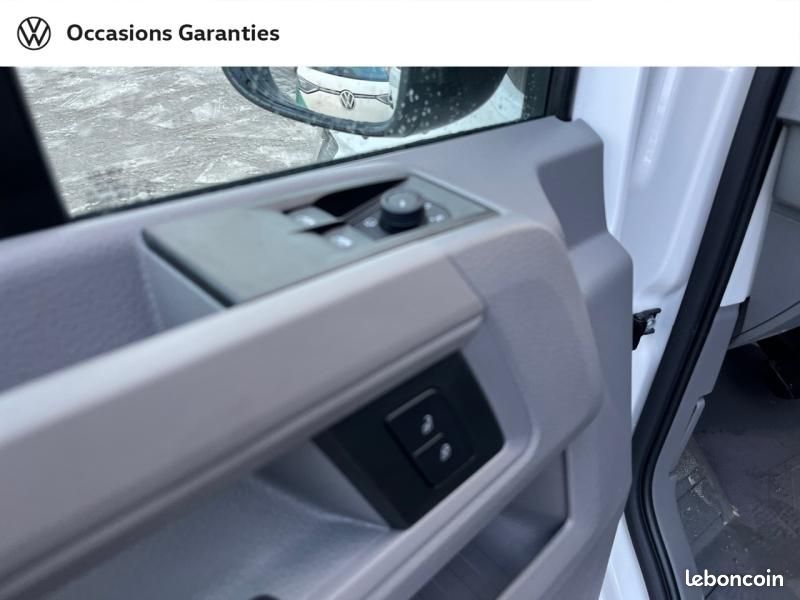 Volkswagen Crafter Fg 35 L3H3 2.0 TDI 140ch Business Traction BVA8 (image 30)