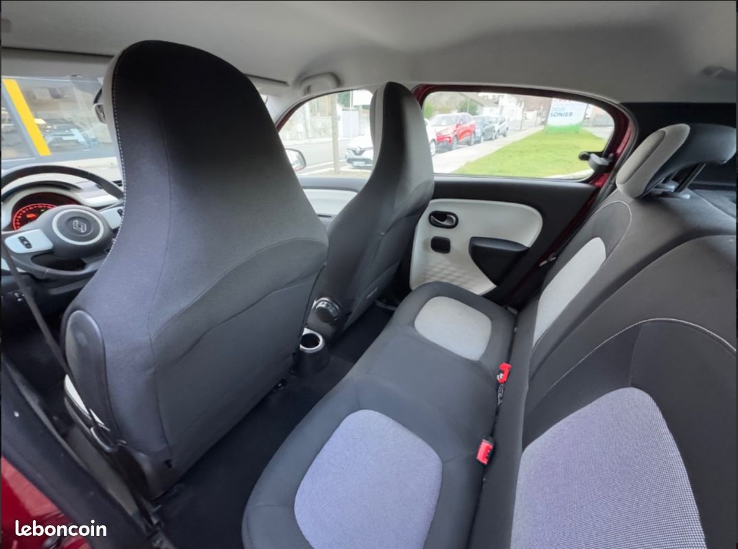 Renault TWINGO III - Essence (image 13)