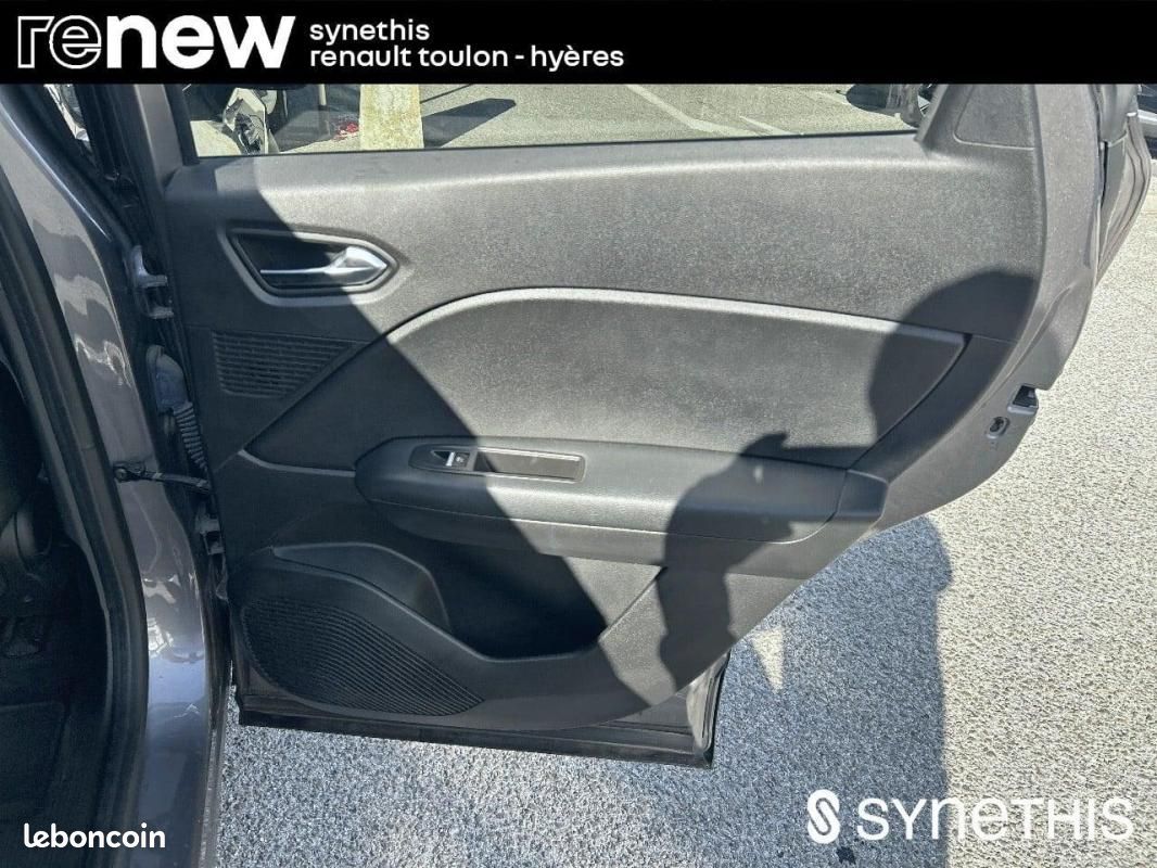 Renault Captur E-Tech 145 - 21 Intens (image 21)
