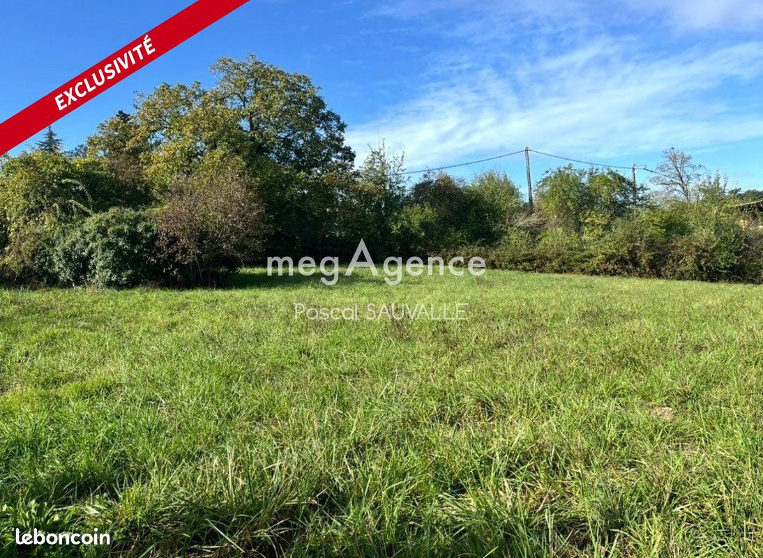 Terrain 1670 m² · à Villamblard · 1 670 m² · 39 000 €