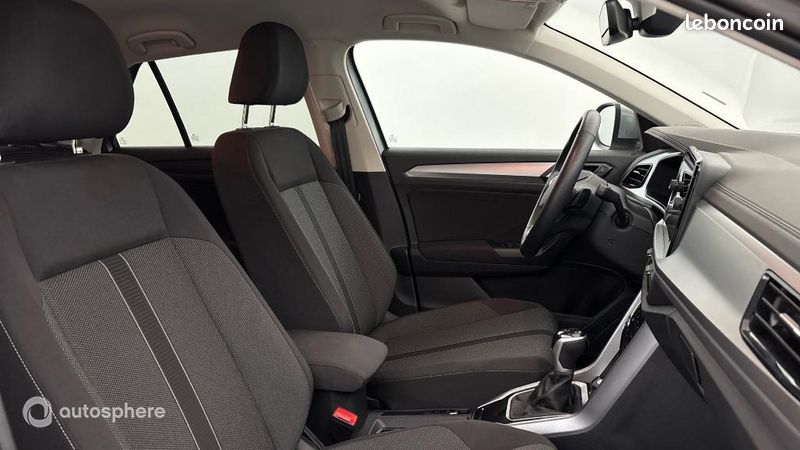 Volkswagen T-Roc 1.5 TSI Evo2 150ch VW Edition DSG7 (image 15)