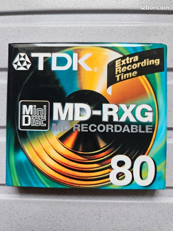 Vend 31 Mini disc sony TDK 80+ 9 TDK 74+ 3 boîtes de rangeme