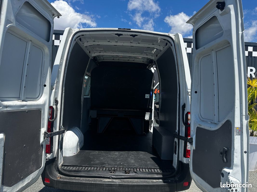 Renault Master III Fourgon RENAULT MASTER cabine approfondi 7 places L2 H2 (14 083HT) (image 6)