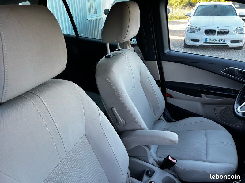 Ford B-Max 1.6 TDCI 95 Titanium Garantie 12 Mois (image 5)