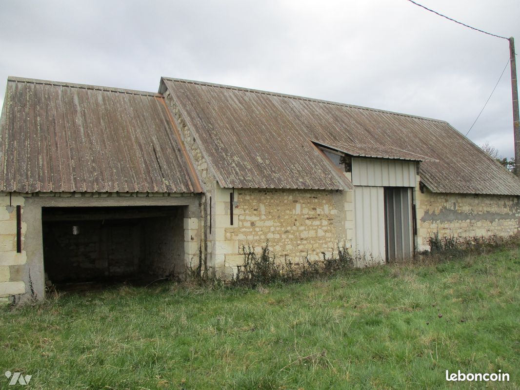 Terrain 823 m² · à Luçay-le-Mâle · 823 m² · 26 000 €