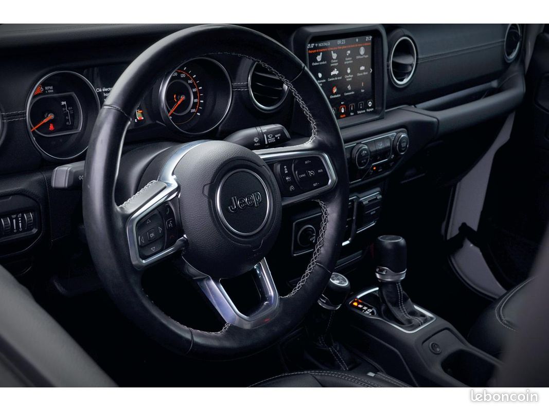 JEEP GLADIATOR 3.0 V6 MultiJet - 264 - BVA PICK UP DOUBLE CABINE Overland Launch Edition (image 23)