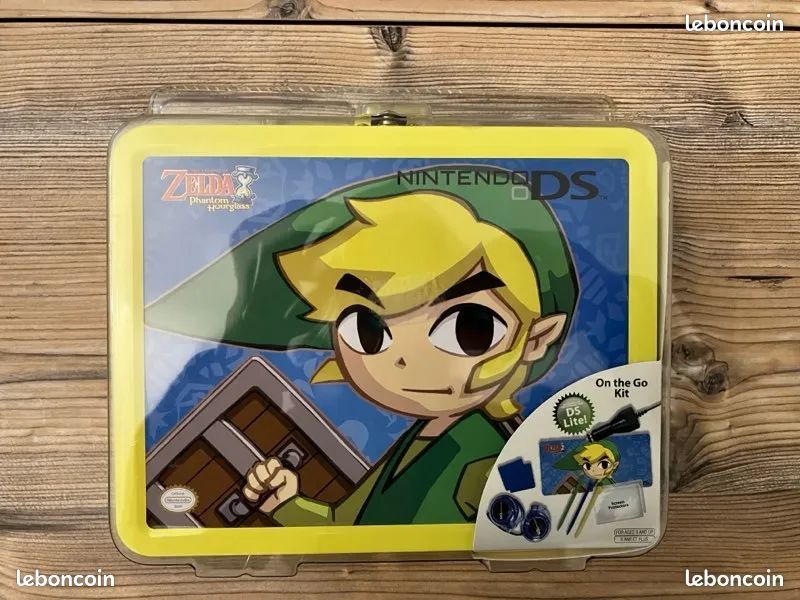 Mallette Nintendo ds lite Zelda Phantom hourglass sous blister