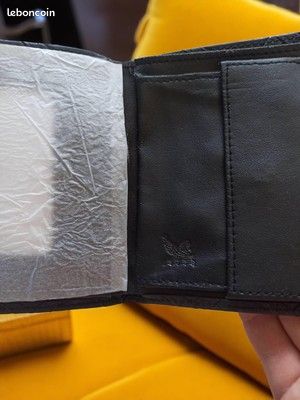 Porte-monnaies Vintage en Cuir Marron | Accessoire Rétro pour Collectionneurs (image 3)