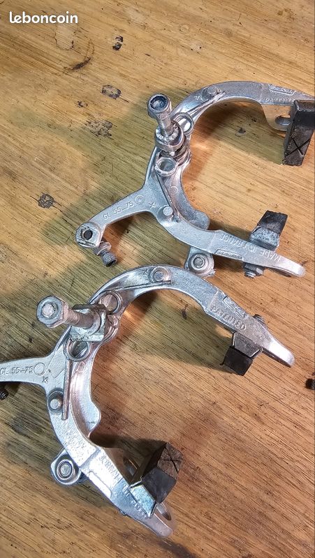 Étriers De Frein CLB Compétition 750 Duralumin Pour Peugeot/Mercier - Pièce Rare, Occasion
