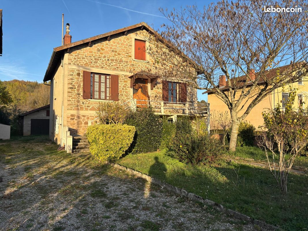 Maison 5 pièces 166 m² · à Arthès · 166 m² · 213 000 €