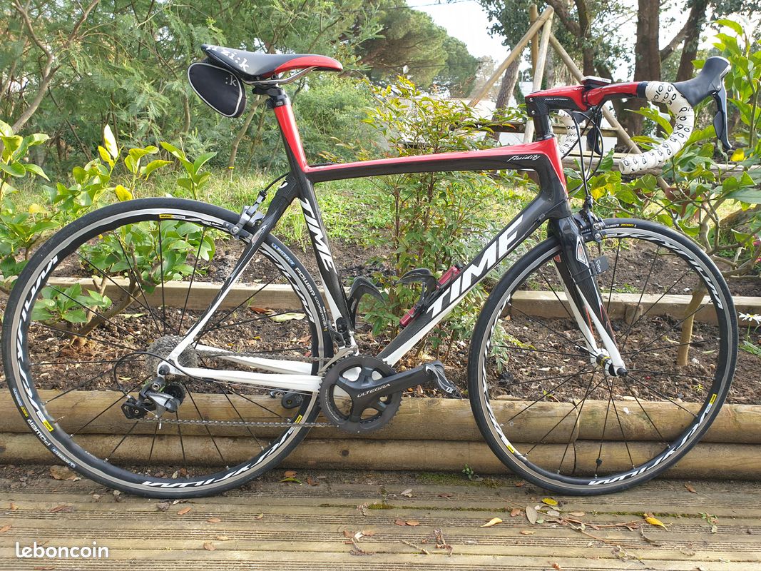 VELO CARBONE TIME FLUIDITY S Classic TL ROUGE Vélos
