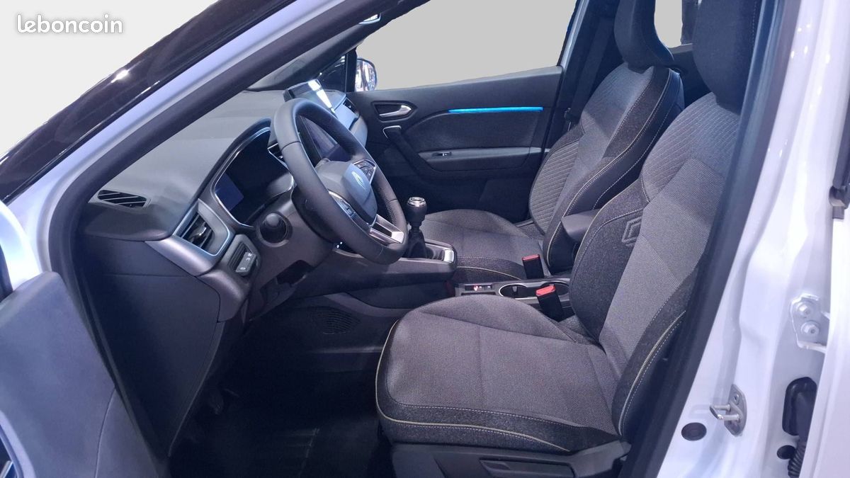 Renault captur tce 90 ch techno (image 12)