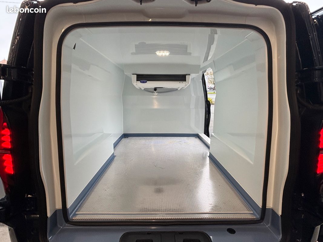 42 900 HT - Volkswagen TRANSPORTER Fg 2.0 150ch L1 BVA8 Business Frigo (image 5)
