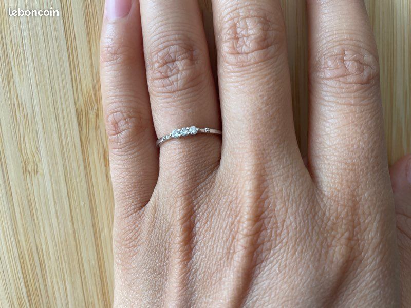 Bague Mauboussin “3 Grains d'Amour” Or blanc Diamants – Taille