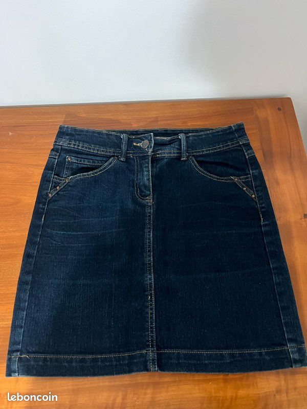 Mini-jupe En Jean Bleu Camaïeu Taille 8/10 - Occasion Très Bon état - Boutonnée
