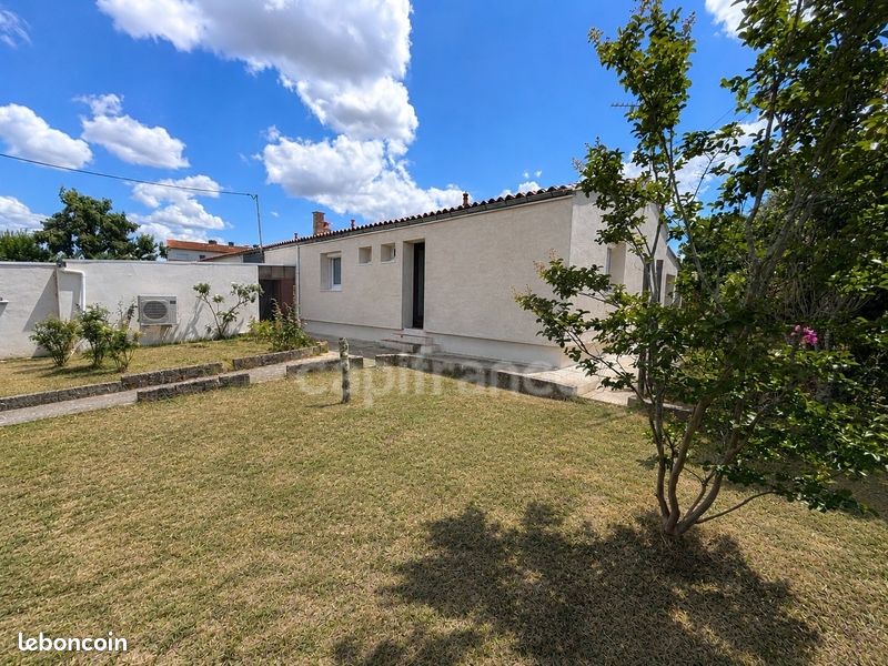 Maison 5 pièces 93 m² · à Saintes · 93 m² · 179 000 €
