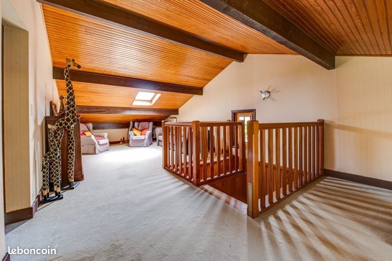 Maison 7 pièces 220 m² (image 6)