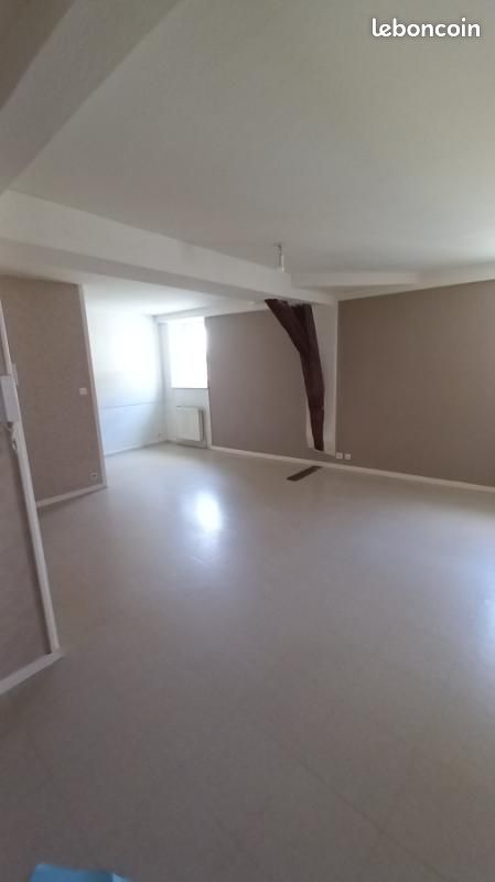Appartement 3 pièces 61 m² · à Autun · 61 m² · 377 €/mois