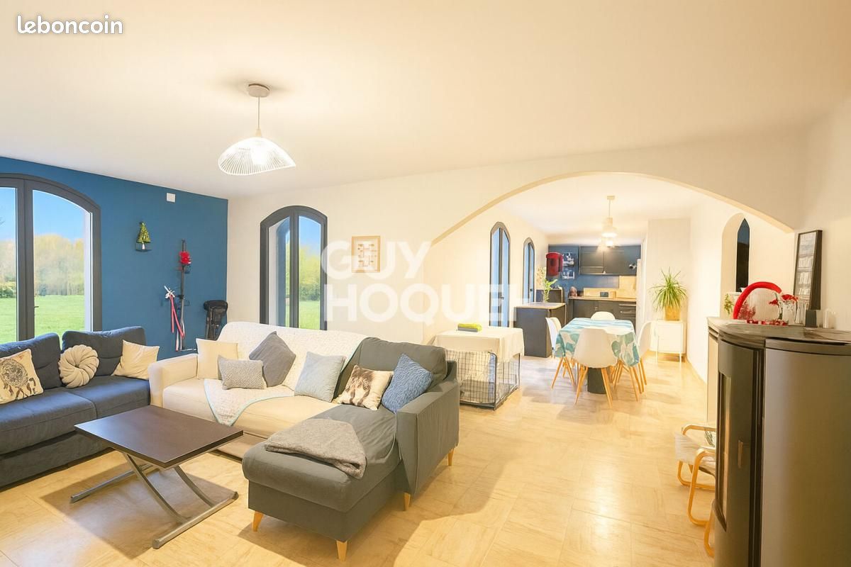 Maison 7 pièces 216 m² · à Naintré · 216 m² · 299 000 €