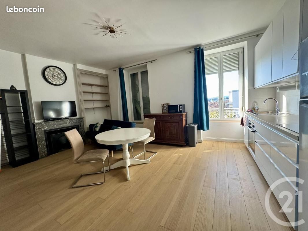 Appartement 2 pièces 40 m² · à Saint-Fons · 40 m² · 650 €/mois