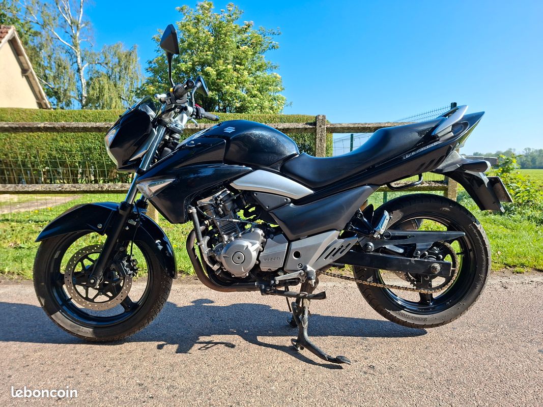 Suzuki GW250 Inazuma-CT vierge (image 2)