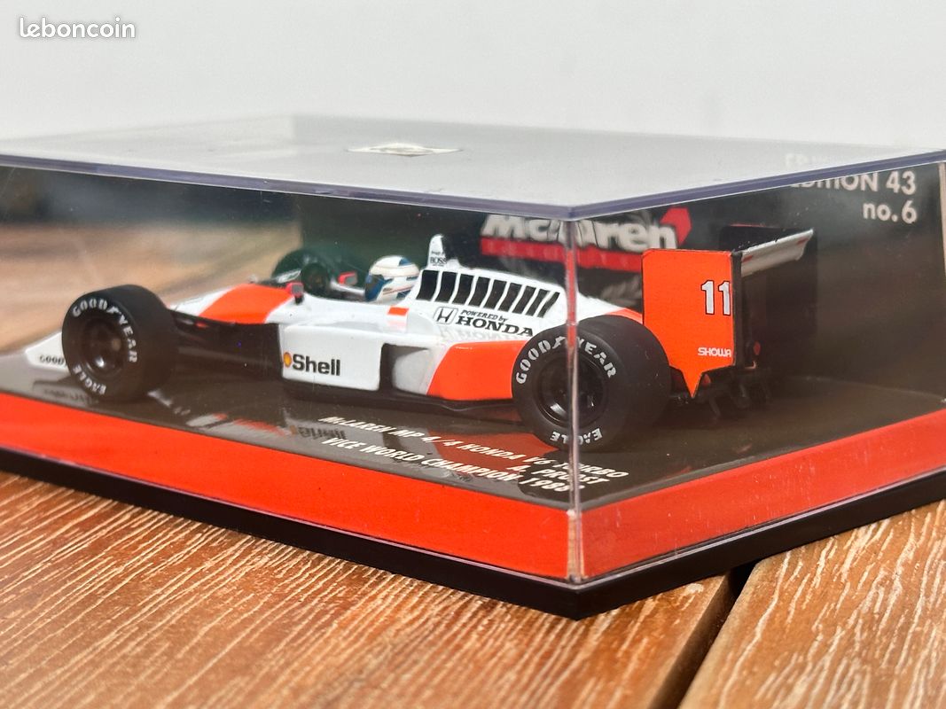 Minichamps 1/43 - McLaren MP 4/4 Honda V6 Turbo - Alain Prost - Vice Champion 1988 (image 7)