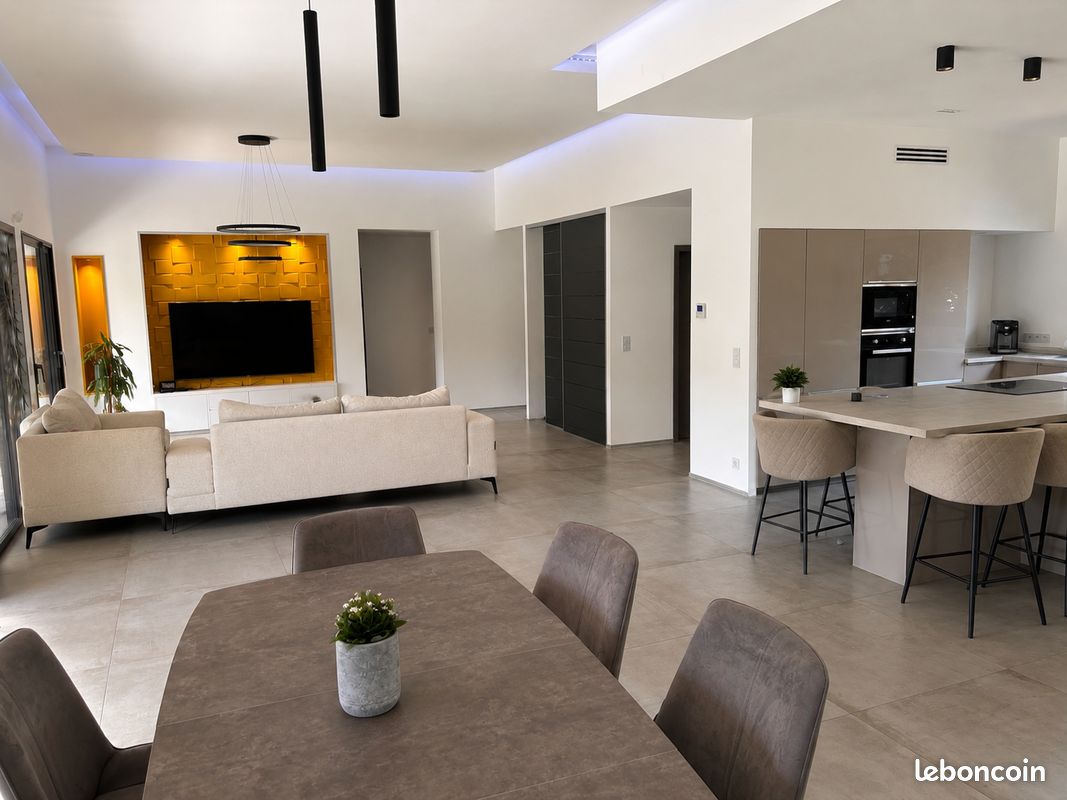 Maison 5 pièces 215 m² · à Zonza · 215 m² · 1 285 000 €