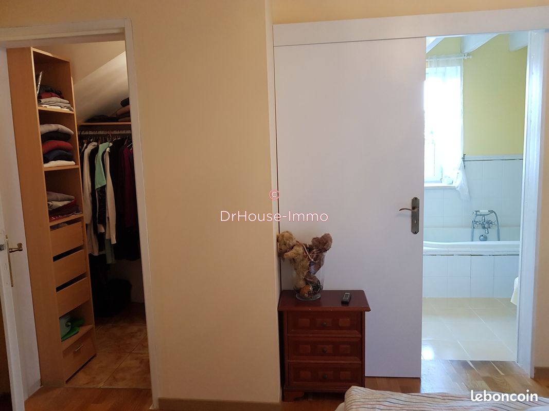 Maison 6 pièces 285 m² - Villebois-Lavalette 16320 (image principale 14)