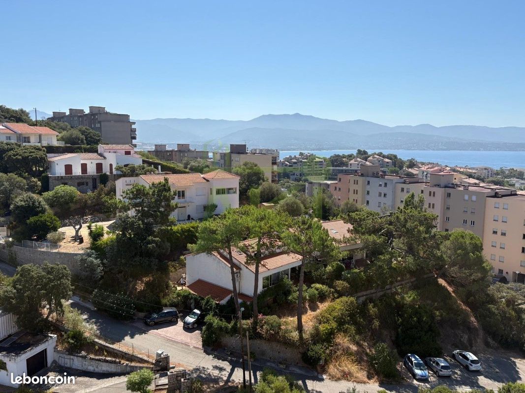 Appartement 3 pièces 55 m² · à Ajaccio · 55 m² · 249 000 €