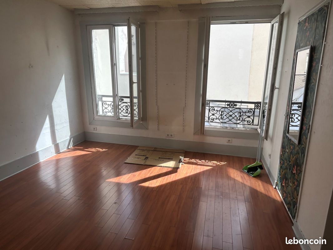 Appartement 1 pièce 21 m² · à Paris · 21 m² · 220 000 €