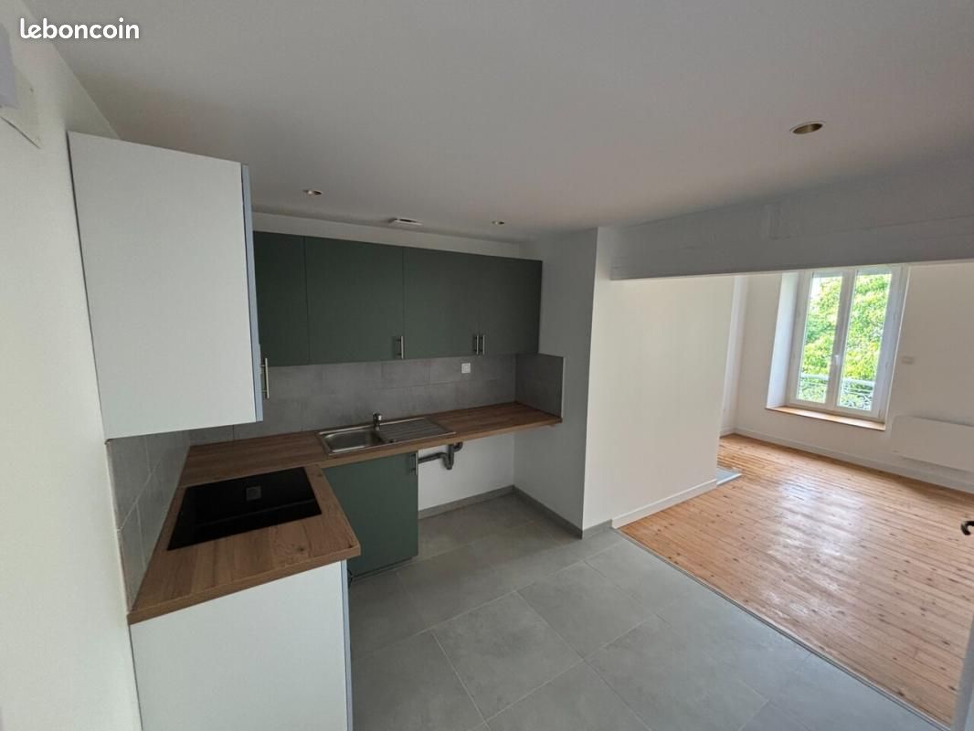 Appartement 3 pièces 59 m² · à Tournon-sur-Rhône · 59 m² · 700 €