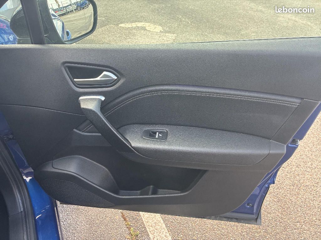 Renault Captur E-Tech full hybrid 145 Techno (image 20)