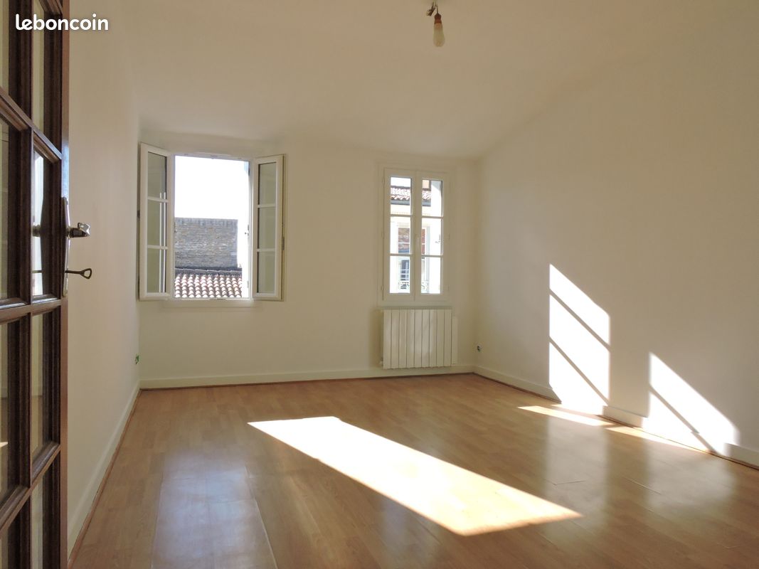 Appartement 3 pièces 64 m² · à Rochefort · 64 m² · 680 €