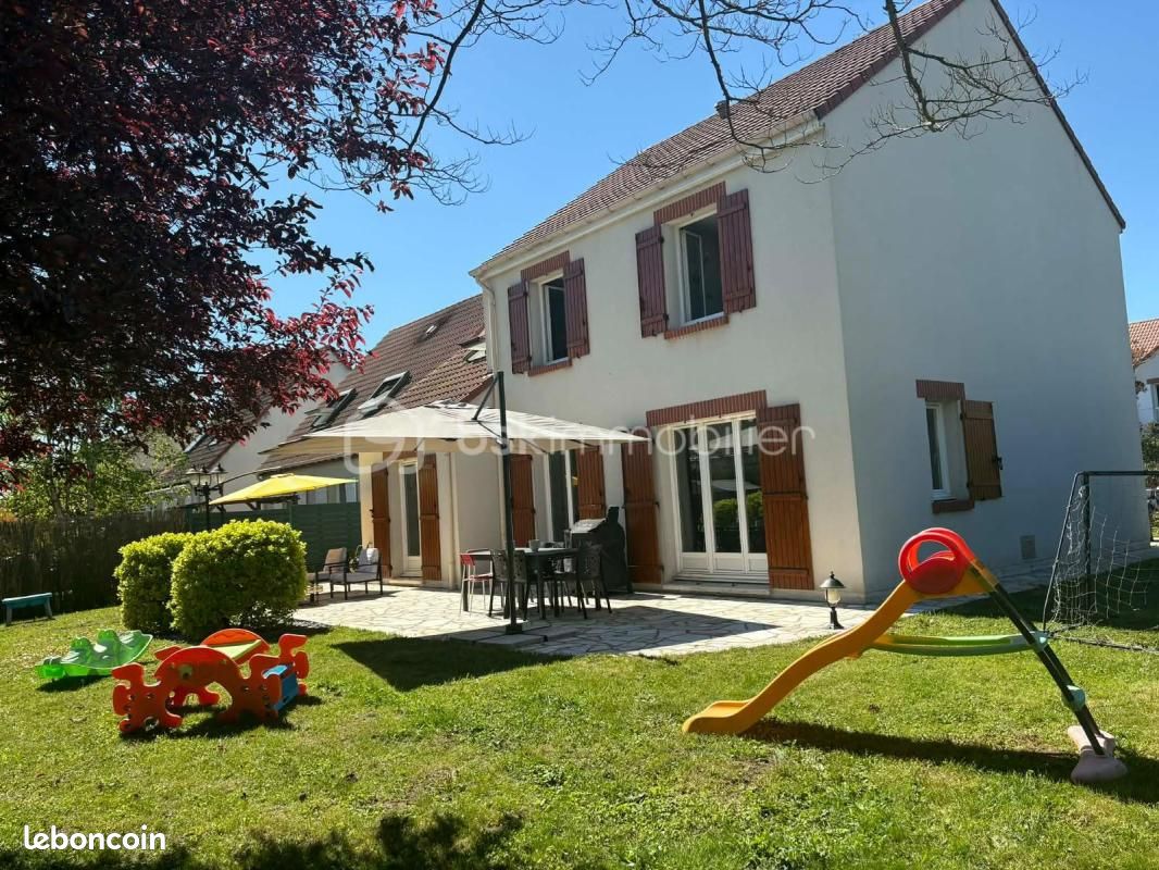 Maison 6 pièces 135 m² · à Orléans · 135 m² · 435 000 €