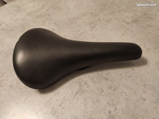 Selle De Vélo Vintage Selle Italia Novus Ferrari 1994 - Noire - 250g - Pour VTT Et Route