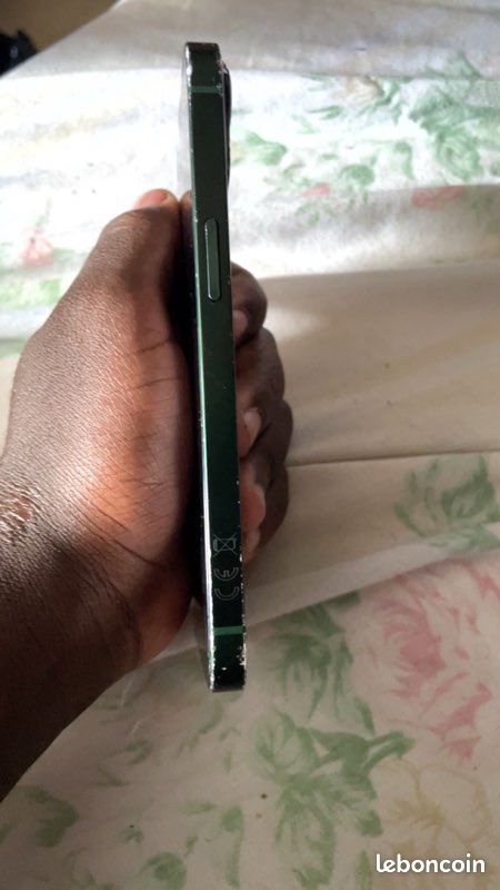 IPhone 13 (image 5)