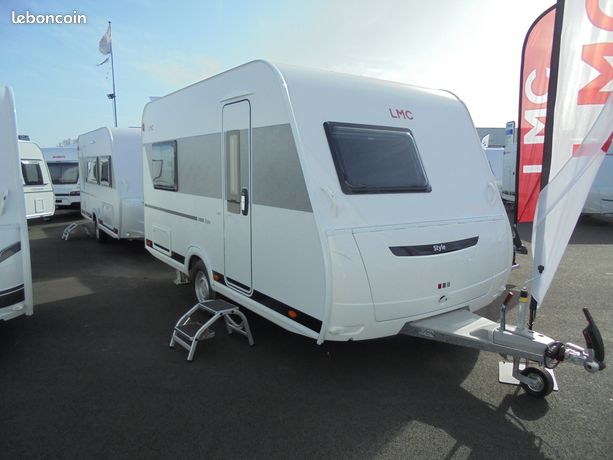 Fourgon aménagé LMC INNOVAN 540 First Edition 7 - Achat de camping